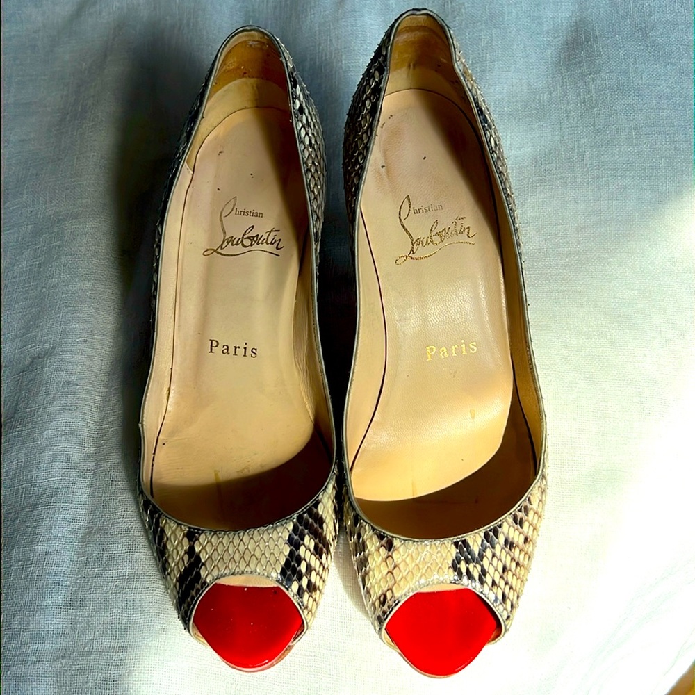 Christian Louboutin Python Snake pumps! Size 36